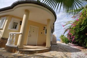Image of Gold Villa 2