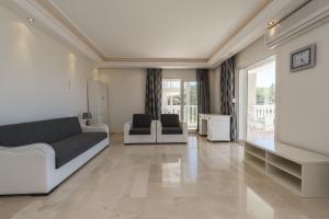 Image of Demirtas Beach Ocean View A3