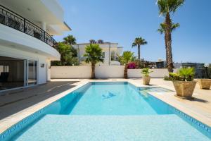 Image of Ocean Palm View Villas