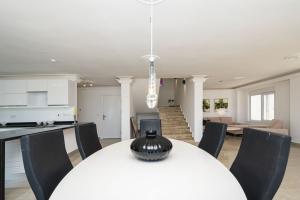 Image of Ocean Palm View Villas