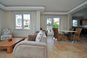Image of Helios Residence C21/22