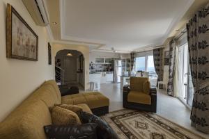 Image of Sea View Kleopatra Penthouse