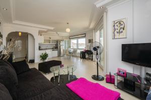 Image of Uygun Sea View apartment