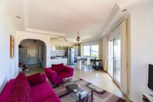 Image of Uygun Penthouse Sea and Castle
