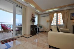 Image of Park and sea apartment