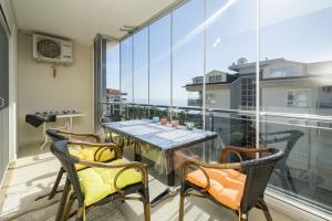 Image of Sea and mountains view penthouse