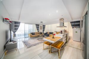 Image of Toprak panorama 2-bedroom apartment