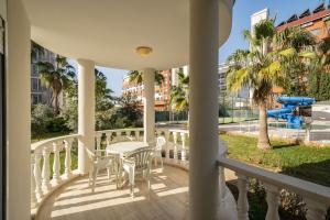 Image of Club Sidar pool apartment