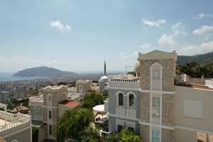 Image of Villa J