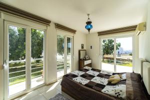 Image of Sunset Beach Garden apartment
