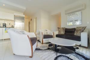 Image of Sunset Beach F11