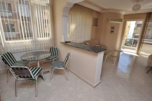 Image of Feliz Kent apt