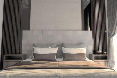Alanya Schlafzimmer mit strukturiertem Kopfteil, Holzvertäfelung und sanften, neutralen Tönen, die eine ruhige Atmosphäre schaffen.